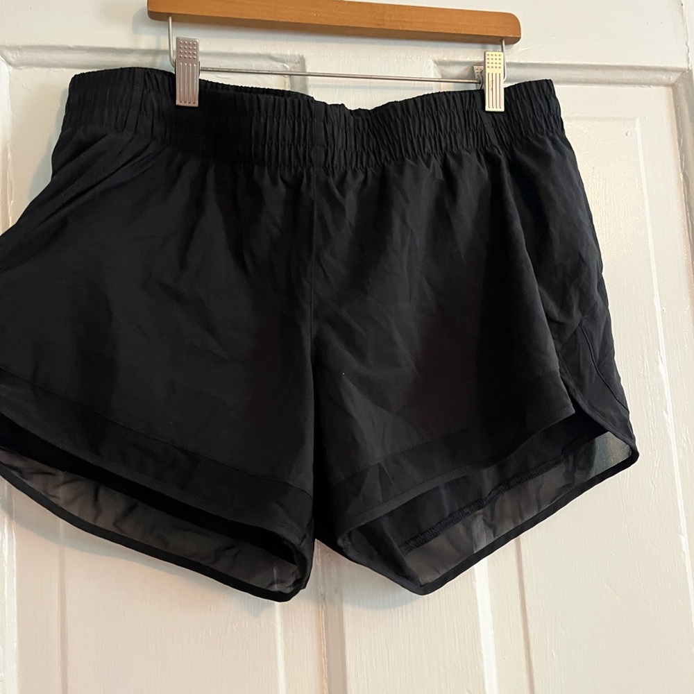 Lot of 2! Athleta Mesh Racer Run Shorts Size L